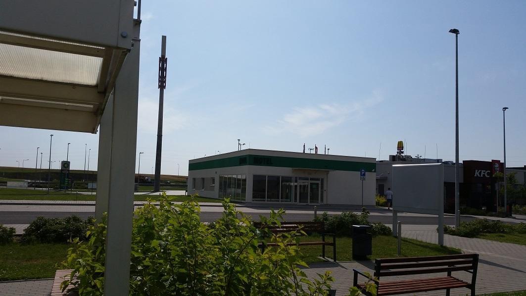 Motel Stare Brynki Przy Stacji Bp Trojka Chlebowo Ngoại thất bức ảnh